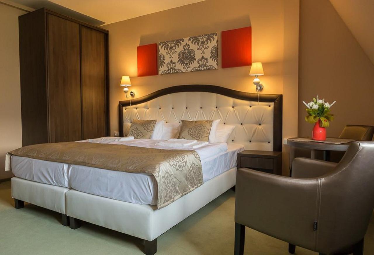 Hotel Sappusztai Vendeghaz à Damak Extérieur photo